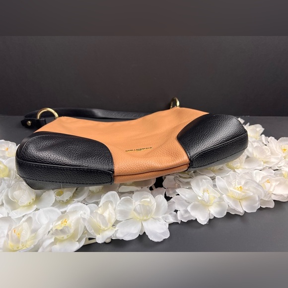 Karl Lagerfeld Paris, luxury bag - Picture 4 of 12